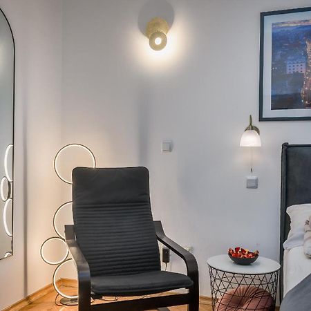 Iva'S Central Apartment Загреб Екстериор снимка