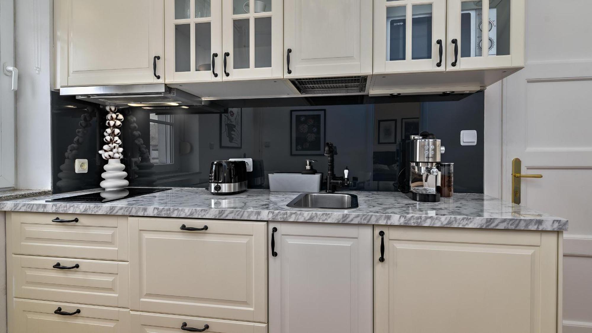 Iva'S Central Apartment Загреб Екстериор снимка